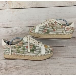 Vince Camuto Womens Joellan Sneakers Sz 9M Floral Lace-Up Espadrille White